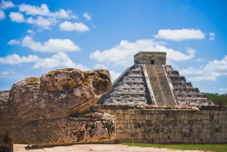 Maya Tempel