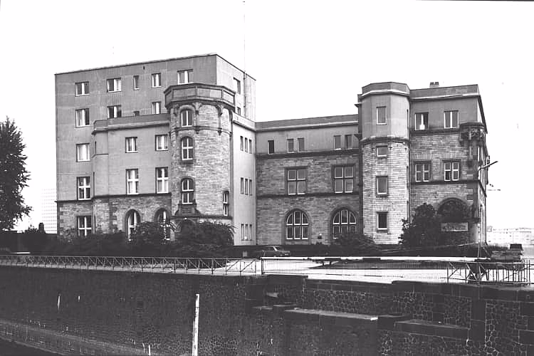 Bau des Schokoladenmuseums
